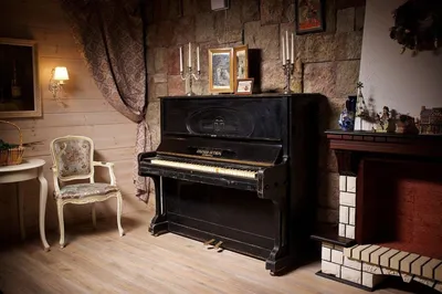 Пианино в интерьере гостиной - 53 фото