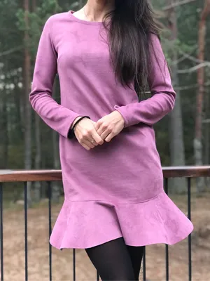 Замшевое платье с воланом лилового цвета – купить онлайн на Ярмарке  Мастеров – IWUKTRU | Платья, Санкт-Петербург