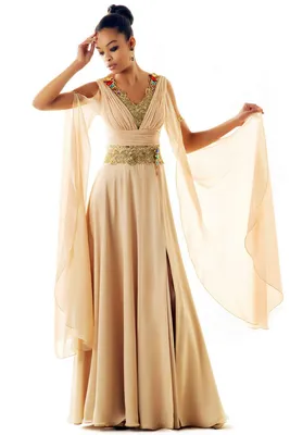 Платье в греческом стиле - фото