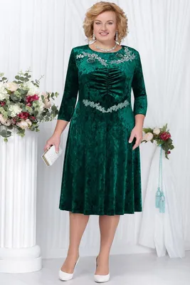 Шикарное нарядное платье из зеленого бархата Ninele: 5584 | Платья, Модели,  Длинные розовые платья