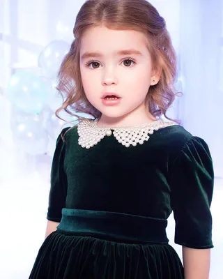 Etoiles Couture on Instagram: “Красивейшое платье из зеленого бархата,  станет незаменимым платьем … | Baby girl dresses, Dresses kids girl, Baby  girl dress patterns
