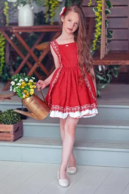 Яркое красное платье с шитьем La Amapola в интернет магазине anjkids.ru