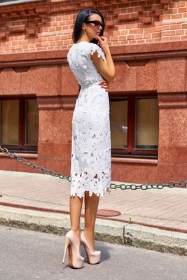 Белое платье из итальянского шитья на цветной подкладке Jdf3698-АКЦИЯ