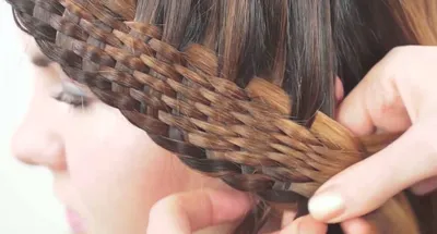 Видео урок - Многопрядная коса с лентой » Shkolakos