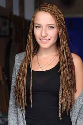 cool Стильные африканские косички (50 фото) — Преимущества и недостатки |  White girl braids, Hair styles, Box braids hairstyles
