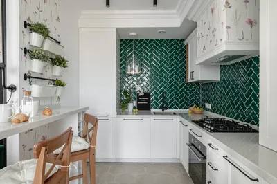 Красивые кухни в скандинавском стиле с фартуком из керамической плитки –  135 лучших фото дизайна интерьера кухни | Houzz Россия