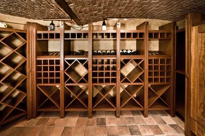 Мебель из дерева для винного погреба в доме - Rustic - Wine Cellar - Other  | Houzz