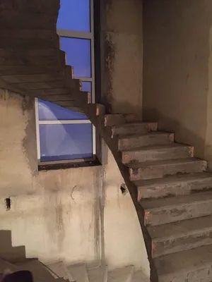 Полувинтовая лестница | Бетонные лестницы