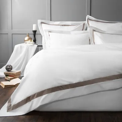 Элитное белое постельное белье в американском стиле Beverly | качественный  сатин | плотность 210 ТС - купить в Москве