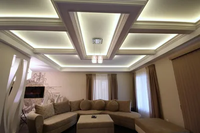 Гипсокартонные потолки с подсветкой - 92 фото