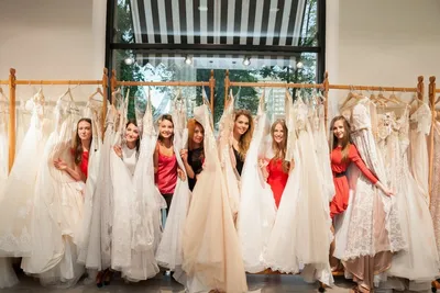 Почему в свадебных салонах нельзя фотографироваться в платье / Блоги /  Свадьба в Нижнем Новгороде