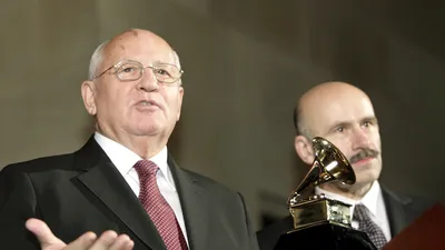 Вступление президента: как Михаил Горбачев получил «Грэмми» | Статьи |  Известия