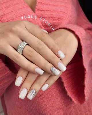 Молочный #luxio_coy + растяжка блестками💅🏻 📲Запись 8 • 930 • 707 • 8000  … | Nails, Nail designs, Manicure