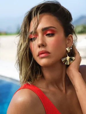 Here's Exactly How to Do Jessica Alba's Full-Body Workout
