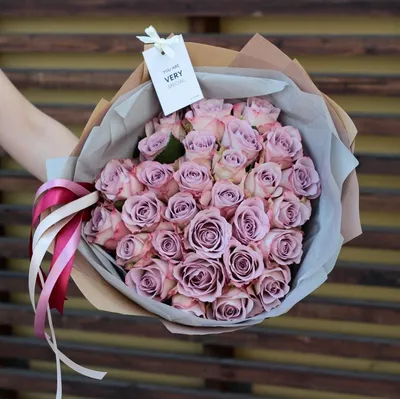 Знаете, чем хороши розы Мемори лейн? Потрясающим оттенком, красивущим  раскрытием и отличной стойкостью 👌🏻💜 Букет на фото 4100 руб (29  розочек), за… | Diaper cake