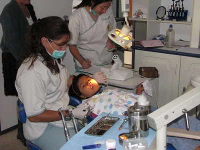 Лечение зубов в Удалянчи: стоматологические услуги, цены, отзывы