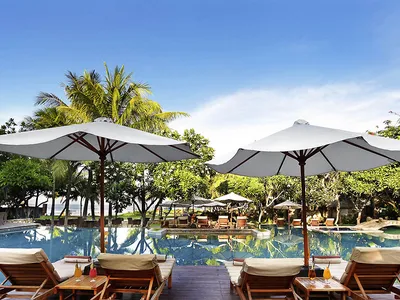 Наше пребывание на пляже Алила Семиньяк Бали | Лучший отель в Семиньяке? -  YouTube