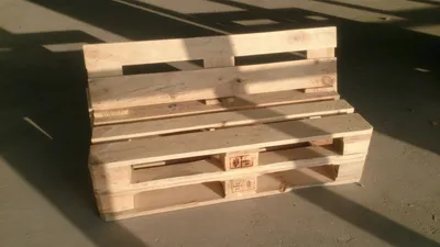 Мебель из паллет - Легко своими руками - Диван из поддонов - YouTube