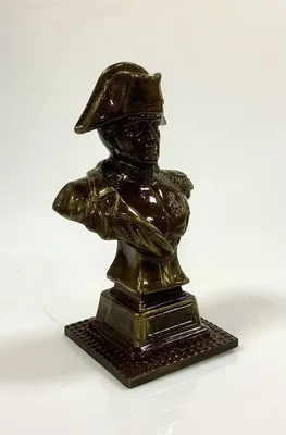 Шоколадный бюст Наполеона. Лавка Сладостей. Скульптуры и фигуры из тёмного  шоколада.