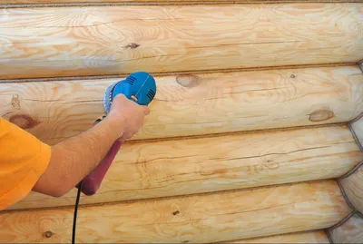 Обработка сруба — покраска деревянного дома