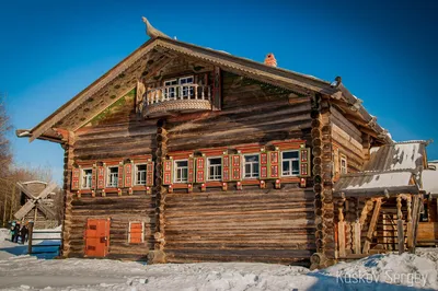 Крестьянская изба. Деревенская изба. Начало 20 века. 19 век. Русская печь в  деревянной избе. как построить деревянный дом. Избы русского севера. Старинные  избы фото. Как построить деревянный дом. Русская печь с подтопком