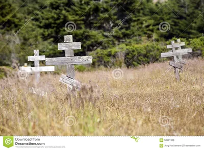 Старые кресты на историческом правоверном кладбище форта Ross Стоковое Фото  - изображение насчитывающей форт, напольно: 58981966