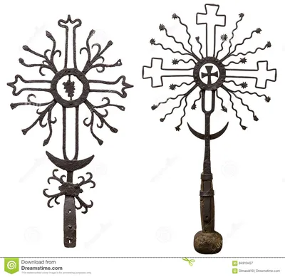 Старые кресты металла изолированные на белой предпосылке Стоковое  Изображение - изображение насчитывающей предмет, крест: 84910457