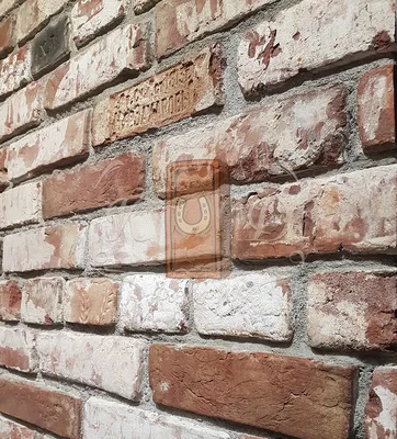 Каталог старинного кирпича и кирпичной плитки 18 - 19 века с клеймом для  отделки каминов в стиле лофт, доставка по Москве и всей России