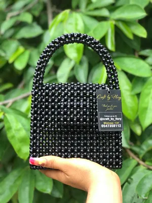 Mini beaded bag | Самодельные сумки, Сумки из бисера, Хрустальные бусины