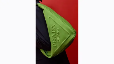 Круче Prada: стильная треугольная сумка своими руками | Стиль | WB Guru