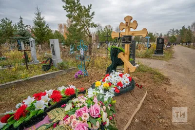 Умирают целыми семьями: кого и как хоронят на кладбищах Казани в пандемию  коронавируса