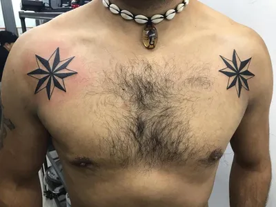 В Кимрах мужчину осудили за татуировки в виде восьмиконечных звезд на плечах