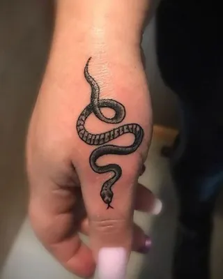 Tattoo • Подборка тату на тему: Змея на пальце (29 фото)