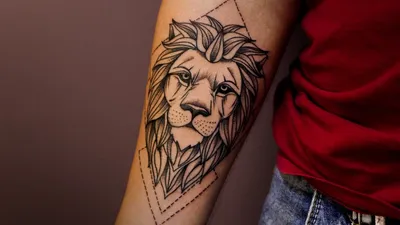 Татуировка лев - YouTube
