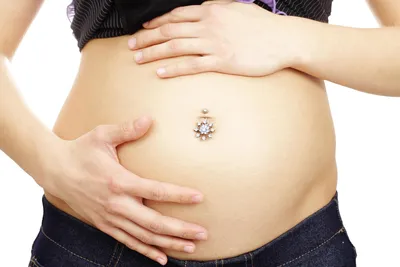 Пирсинг во время беременности: делать или нет? И нужно ли удалять уже  сделанный пирсинг?