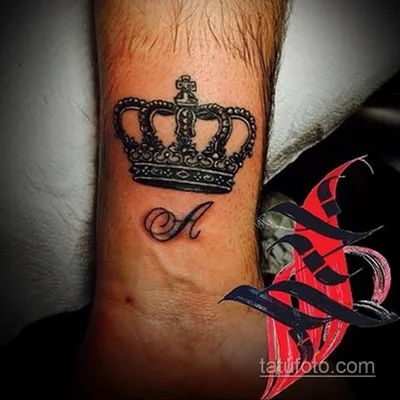 фото тату корона на запястье для мужчин 02.01.2020 №1003 -crown tattoo-  tatufoto.com - tatufoto.com