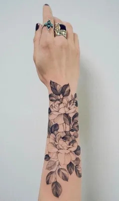 Женские татуировки на кисти (69 фото)