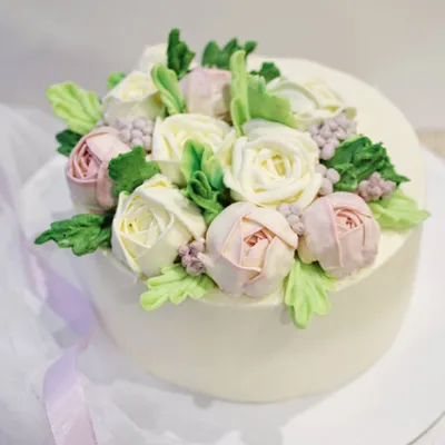 Торт с цветами на заказ от 1 кг в Санкт-Петербурге