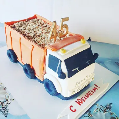 Торт машина Камаз купить на заказ недорого в Москве с доставкой