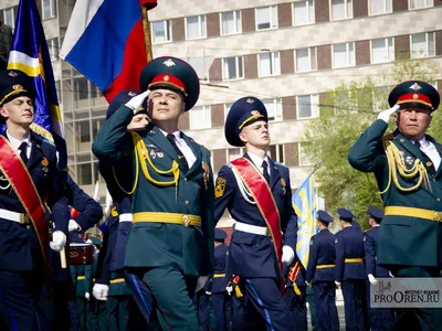 Цветы в корзинке \"Седьмое небо\" в Чернушке - Купить с доставкой по цене от  2 890 руб. | Цветы в корзинке \"Седьмое небо\" в интернет-магазине Ultra  Flowers