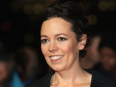 Оливия Колман (Olivia Colman, Sarah Caroline Olivia Colman) - актриса -  фильмография - Роман служанки (2021) - европейские актрисы - Кино-Театр.Ру