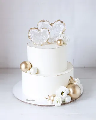 Торты📍Донской Новомосковск в Instagram: «✨Золотая свадьба ✨ Я очень люблю  делать торты на свад… | Bolos de casamento vintage, Bolo de casamento,  Bolos de casamento