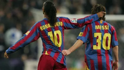 Роналдиньо не считает Месси лучшим игроком в истории футбола – неожиданная  \"измена\" от экс-звезды Барселоны - Футбол 24