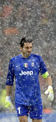 Сборная Италии по футболу | Джанлуиджи Буффон решил завершить карьеру по  окончании этого сезона.