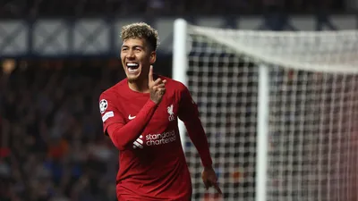 Liverpool FC — Roberto Firmino closing in on return from foot injury