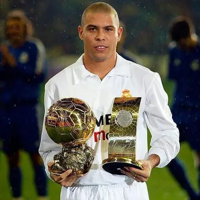 2002 год Роналдо, Бразилия. «Реал Мадрид» | Ronaldo fenomeno, Wallpaper de  futebol, Bola de ouro