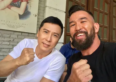 Гонконгский Актёр Донни Йен Donnie Yen Жена Модель Сесилия Ван – Стоковое  редакционное фото © ChinaImages #236139516