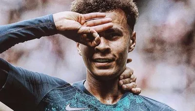 Football news - WATCH - Dele Alli's outrageous chip and '2-0' sign to fans  after bottle throw - Eurosport