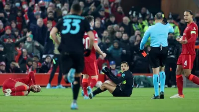 Юрген Клопп прокомментировал травму Фабиньо в матче Лиги чемпионов -  Чемпионат