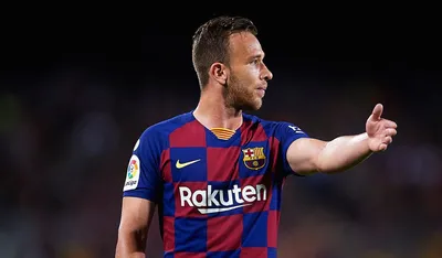 Артур согласился на переход в Ювентус – Барселона близка к желанному  бартеру - Футбол 24